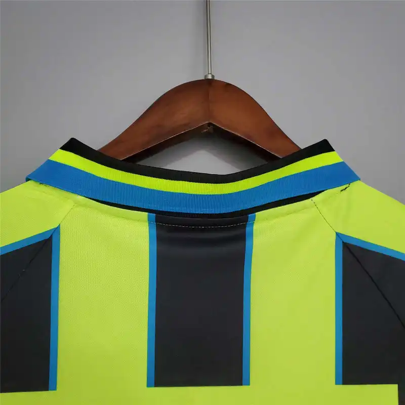 Manchester City 1998/99 Retro Away Jersey - Image 6