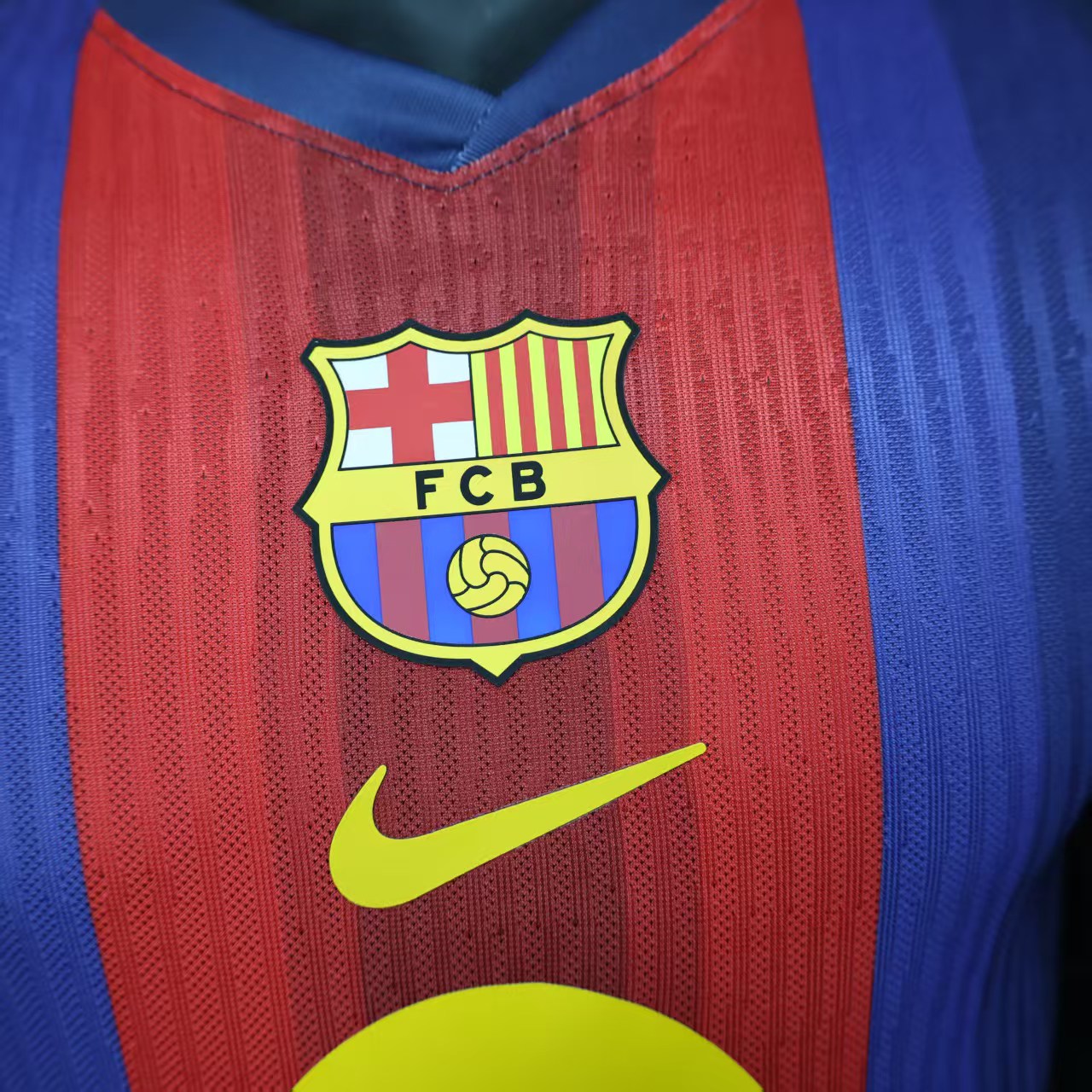 Nike Barcelona Special Edition Shirt Football Jersey Player Version 25-26 - Image 3